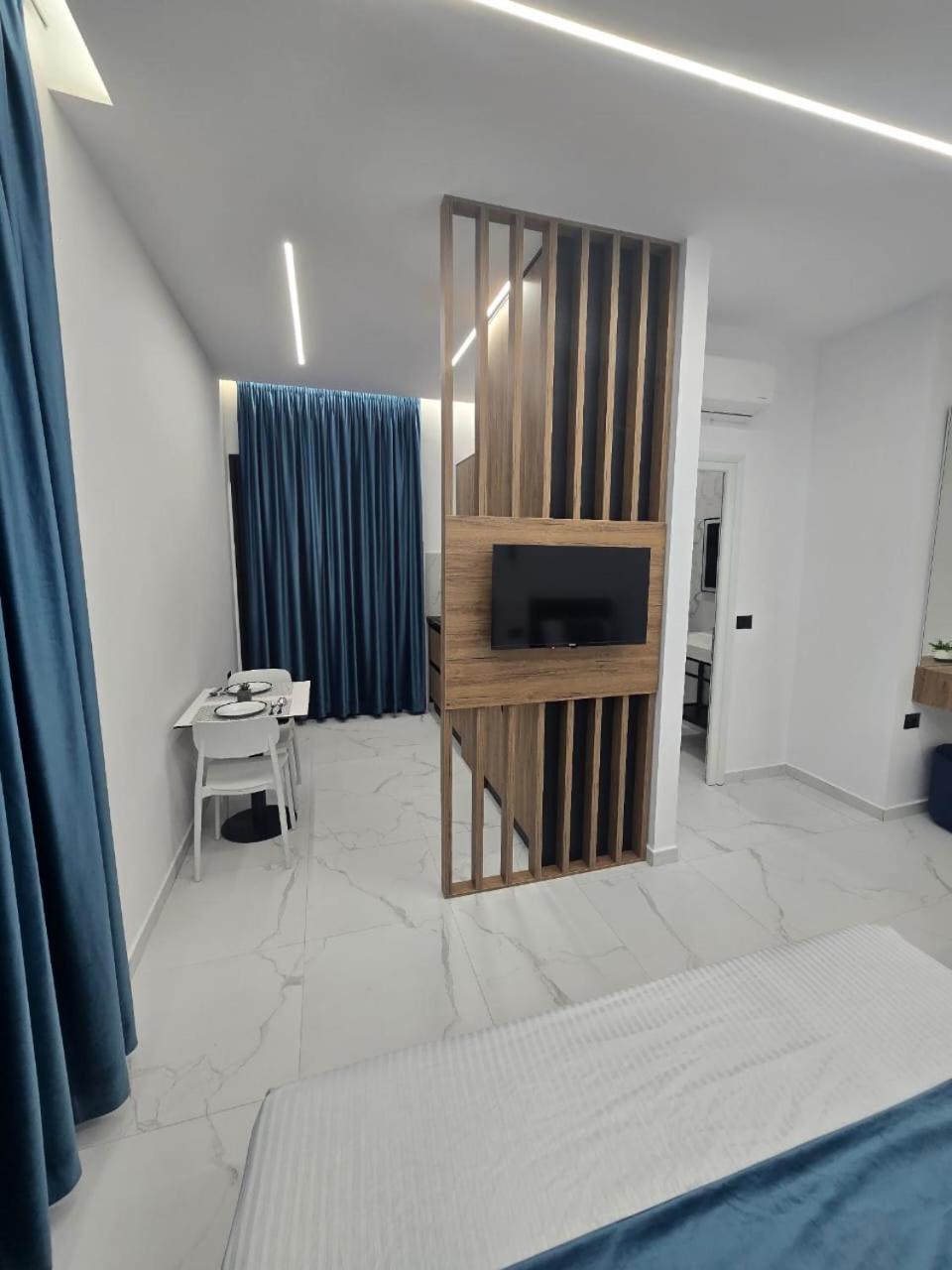 Elite Inn Vlore Exterior photo