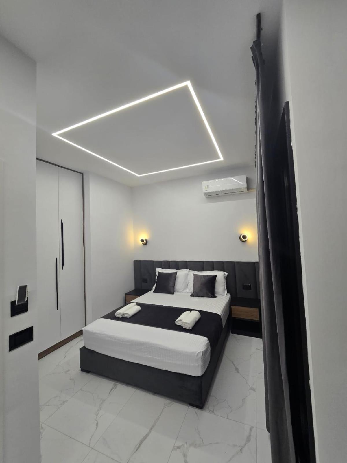 Elite Inn Vlore Exterior photo